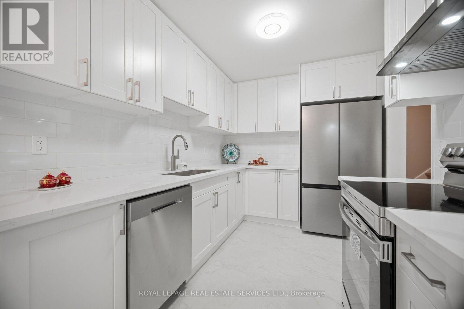 5163 Preservation Circle, Mississauga, Ontario  L5M 7T4 - Photo 16 - W14080088