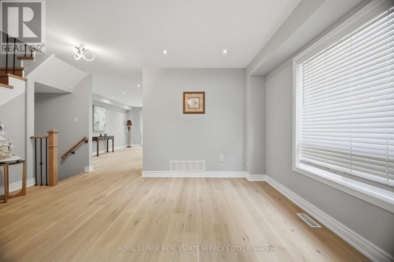 5163 Preservation Circle, Mississauga, Ontario  L5M 7T4 - Photo 4 - W14080088
