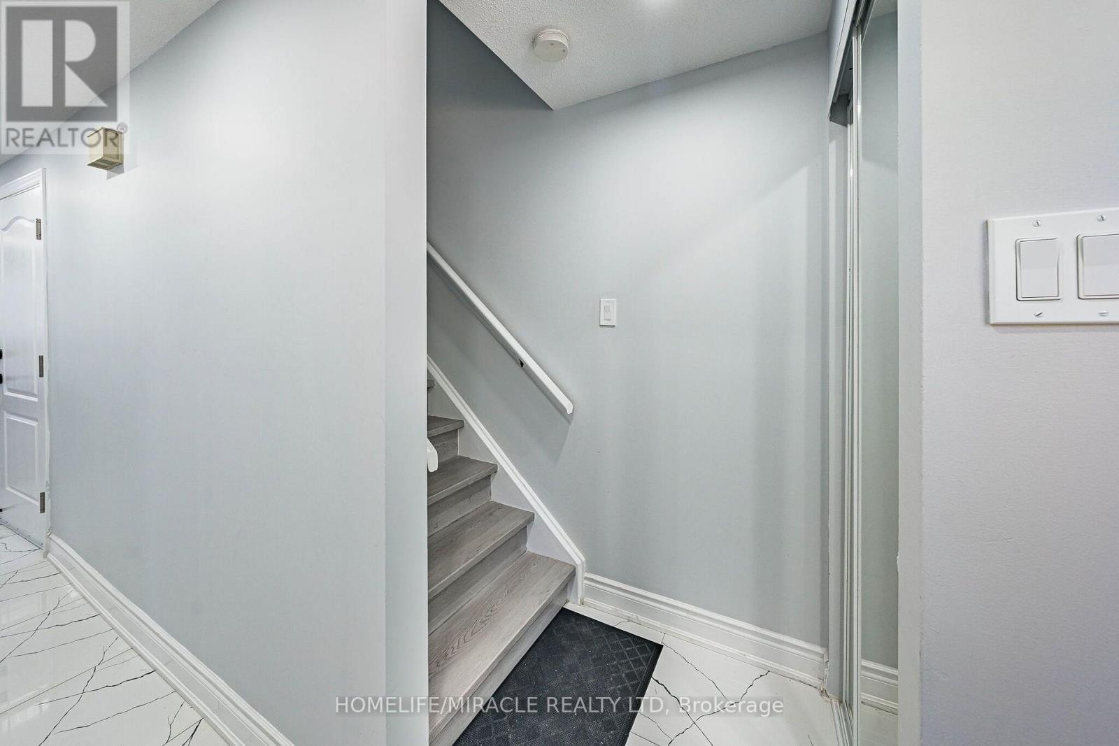 B - 425 Dunvegan Drive, Waterloo, Ontario  N2K 2C8 - Photo 19 - X14080294