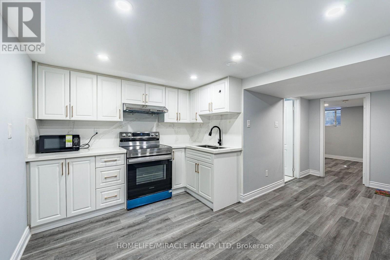 B - 425 Dunvegan Drive, Waterloo, Ontario  N2K 2C8 - Photo 36 - X14080294