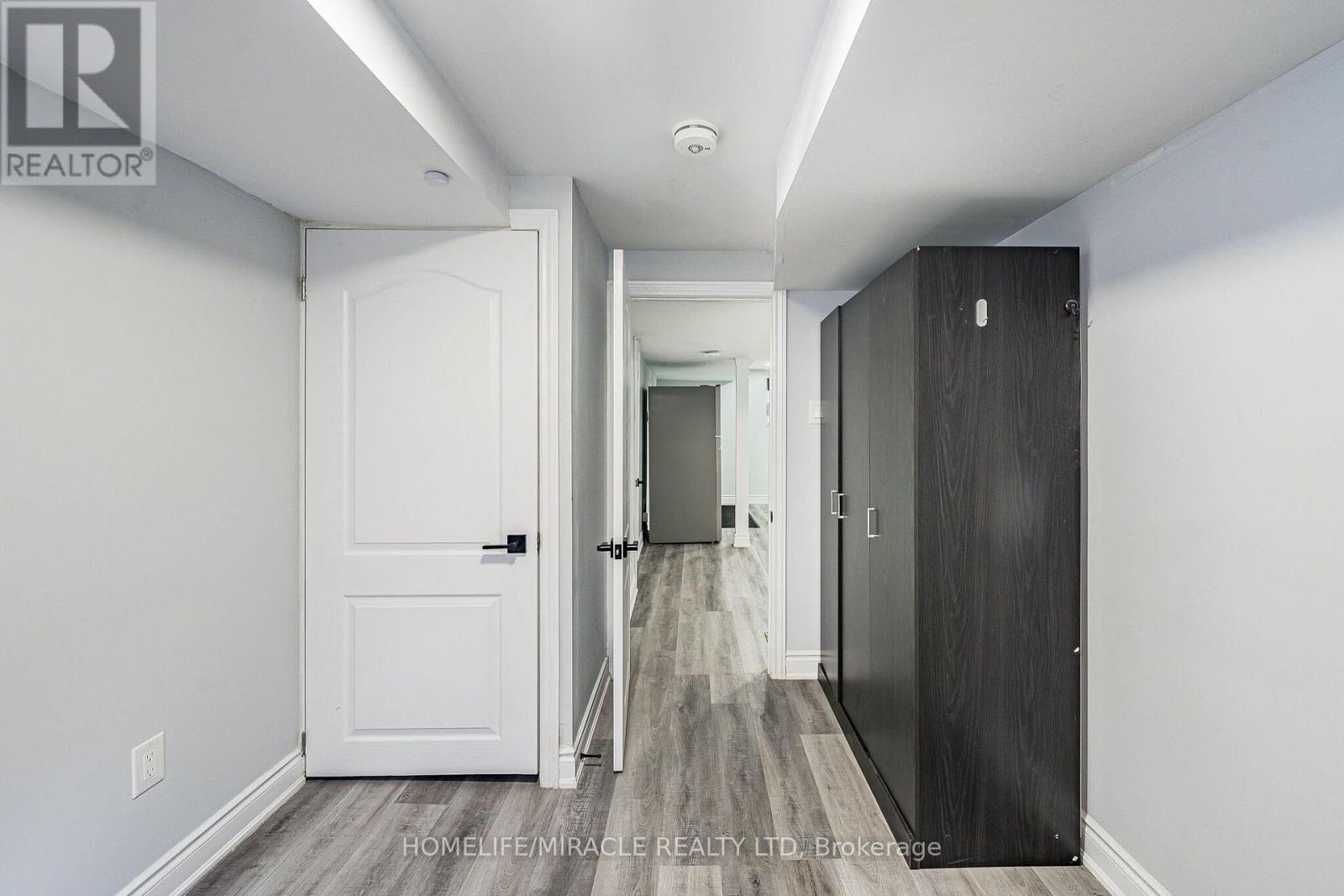 B - 425 Dunvegan Drive, Waterloo, Ontario  N2K 2C8 - Photo 43 - X14080294