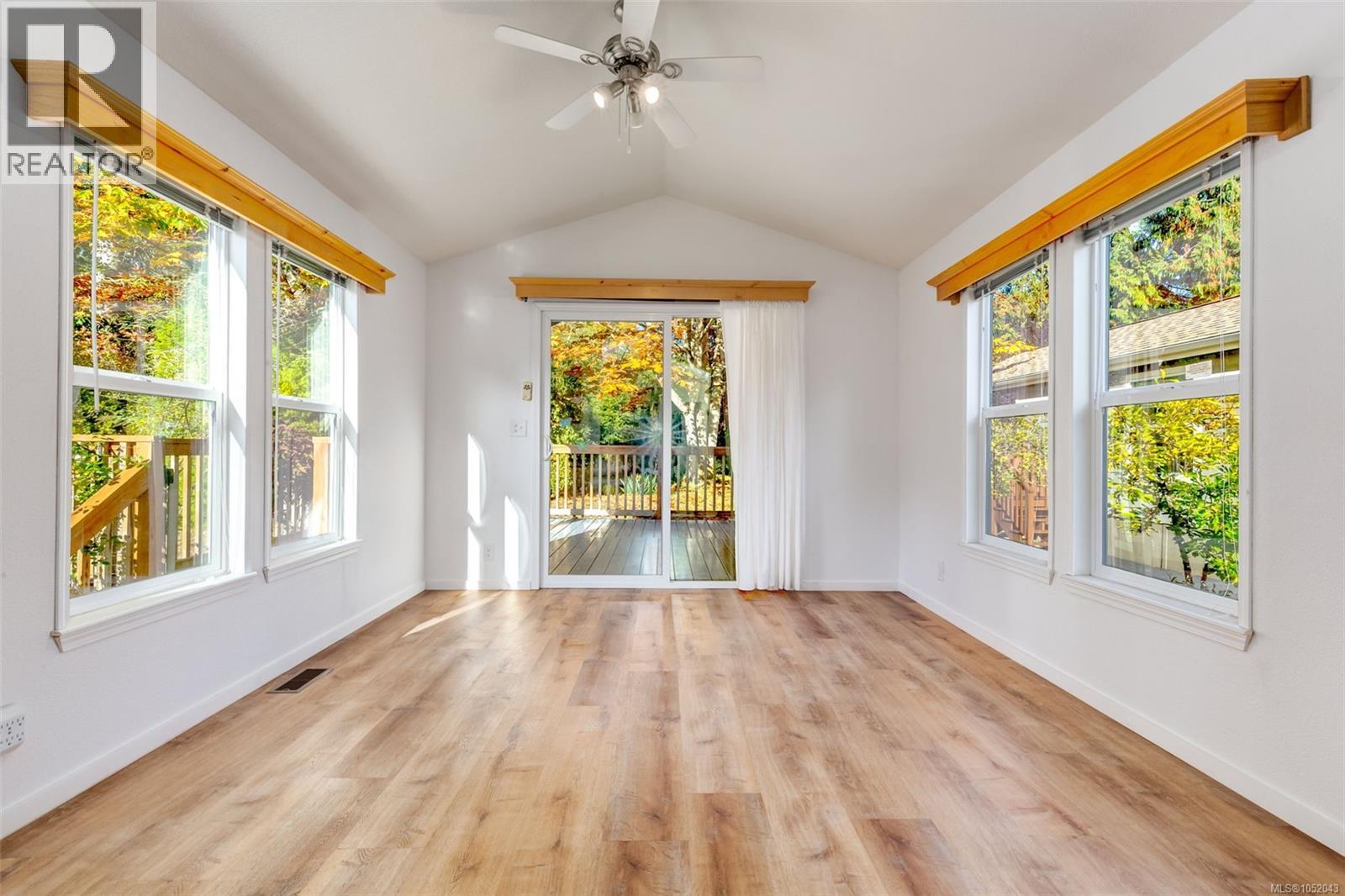 107 3042 River Rd