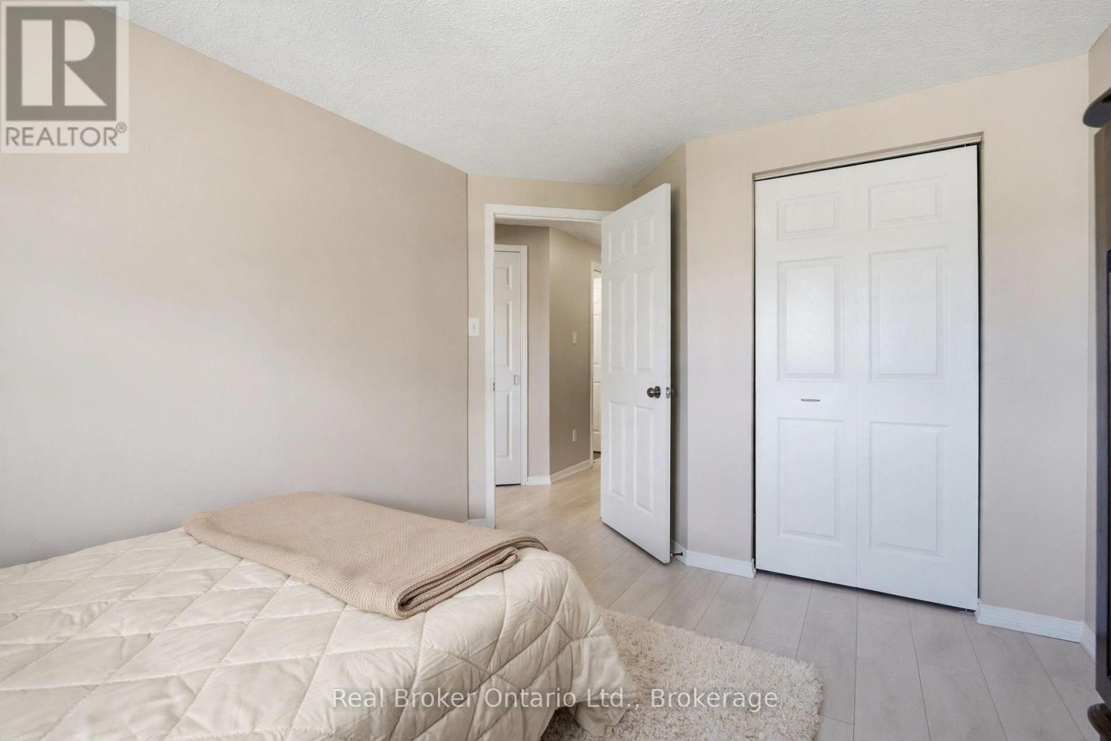 19 - 10 Fallowfield Drive, Kitchener, Ontario N2C 0A4 - Photo 18 - X13239552