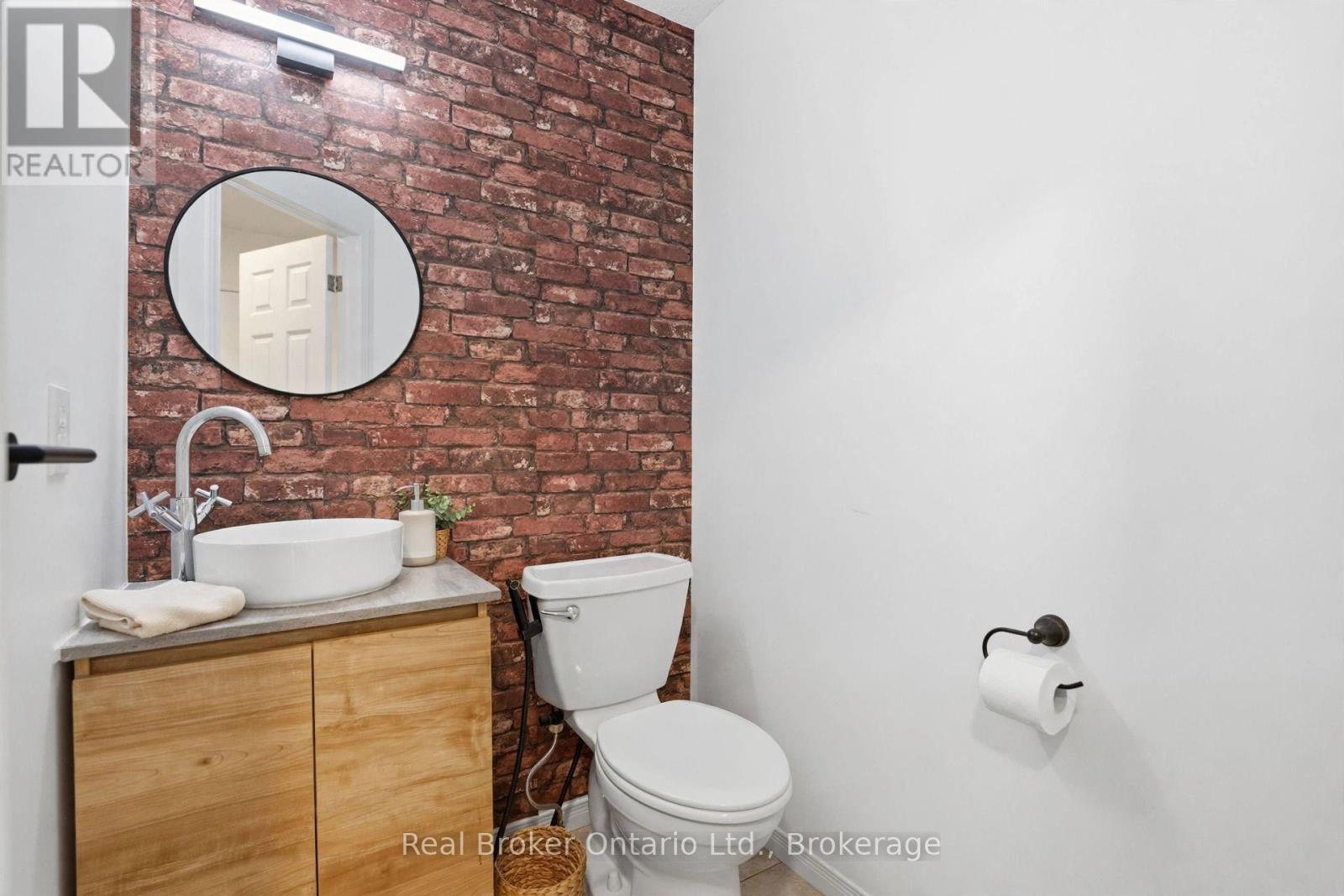 19 - 10 Fallowfield Drive, Kitchener, Ontario N2C 0A4 - Photo 6 - X13239552