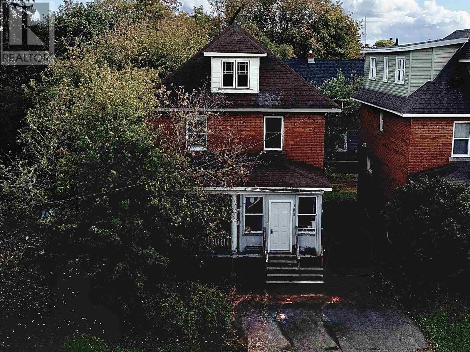 180 Elgin St, Sault Ste. Marie, Ontario  P6A 2Z1 - Photo 20 - SM262751