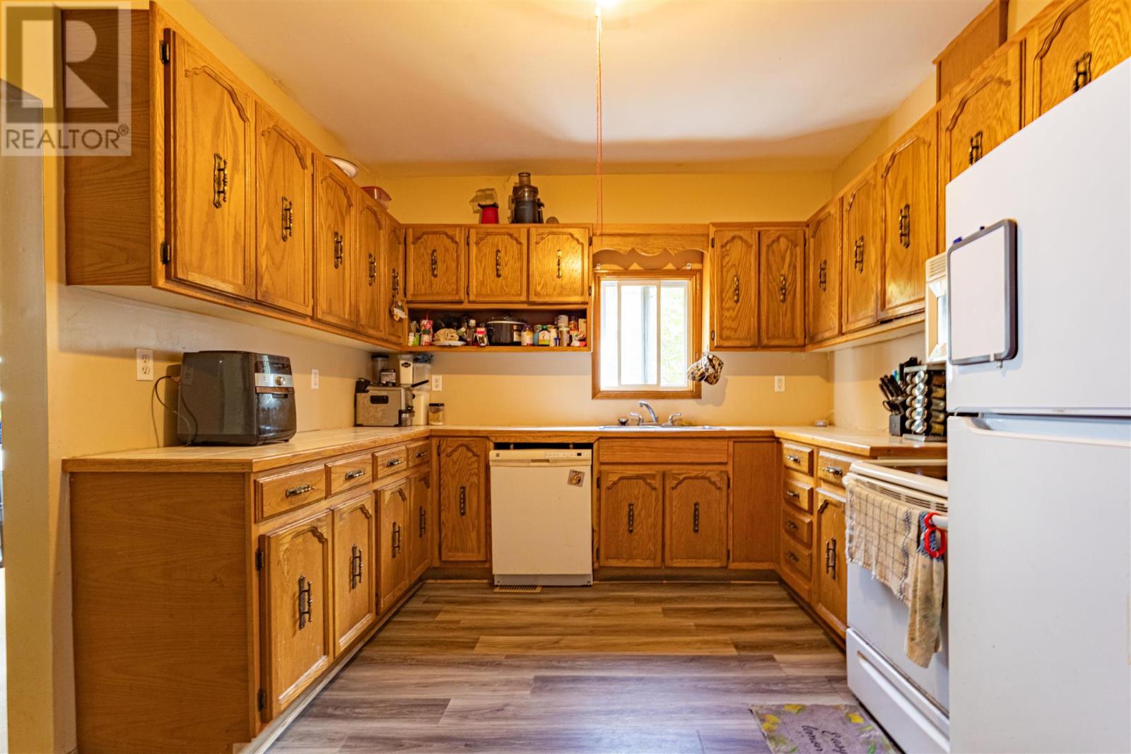 180 Elgin St, Sault Ste. Marie, Ontario  P6A 2Z1 - Photo 8 - SM262751