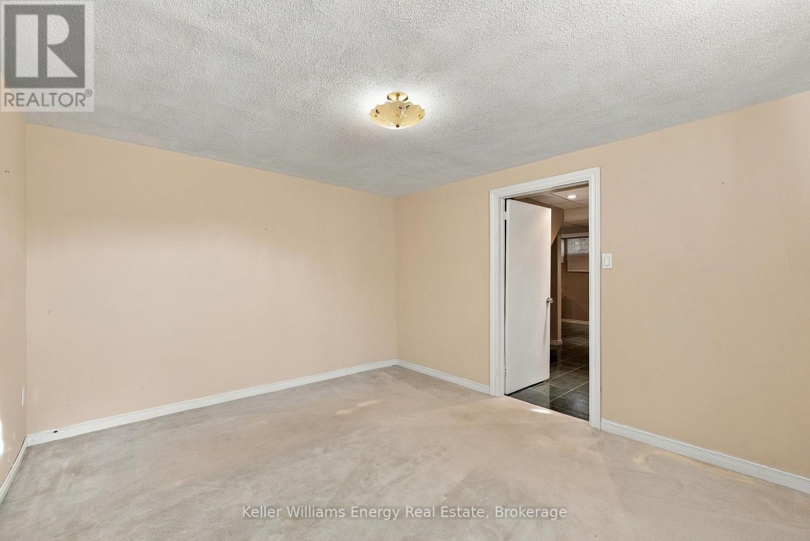 250 Glen Hill Drive, Whitby, Ontario L1N 7J8 - Photo 35 - E14079808