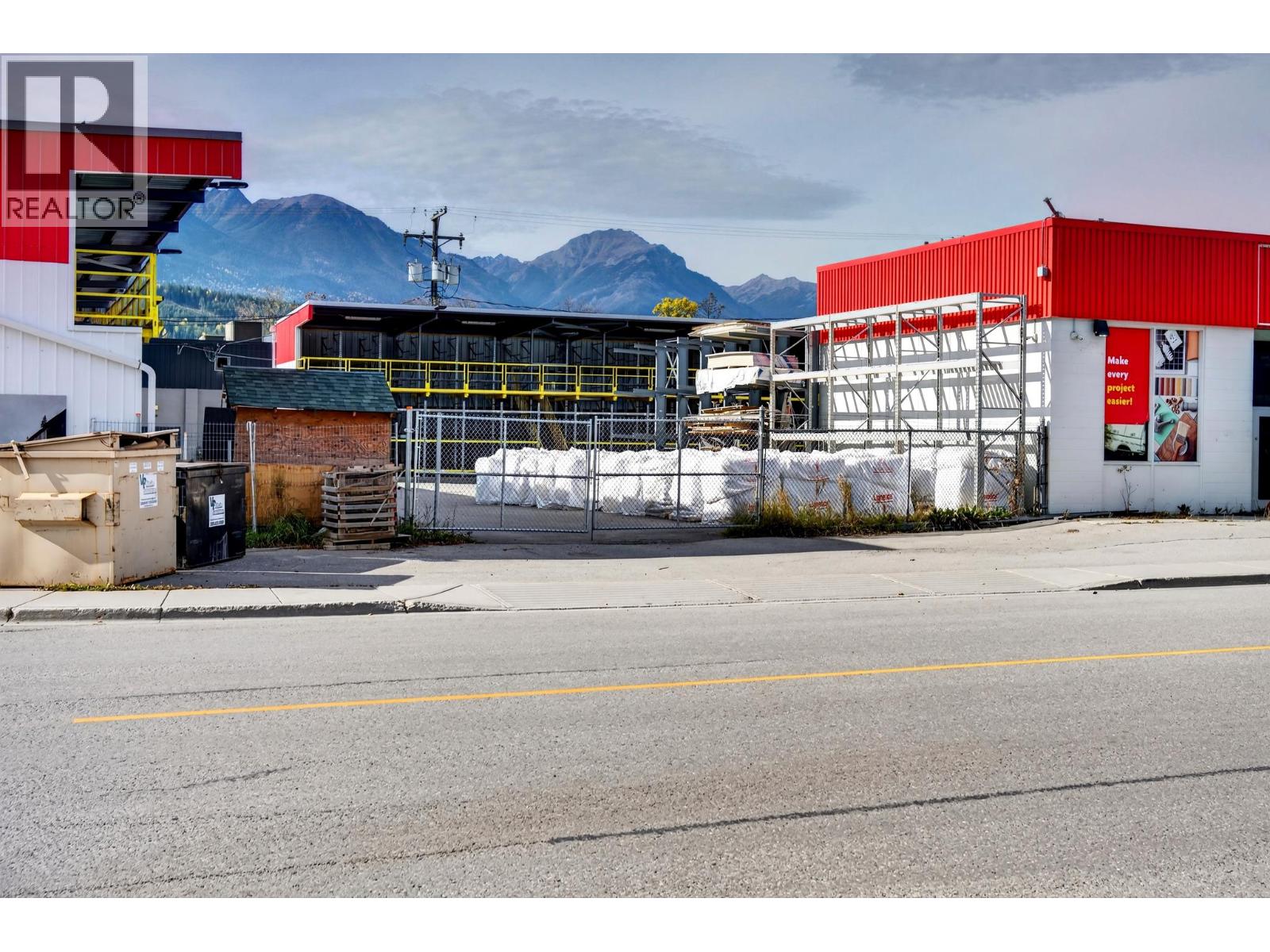 909 11th Avenue S, Golden, British Columbia  V0A 1H0 - Photo 48 - 10403613