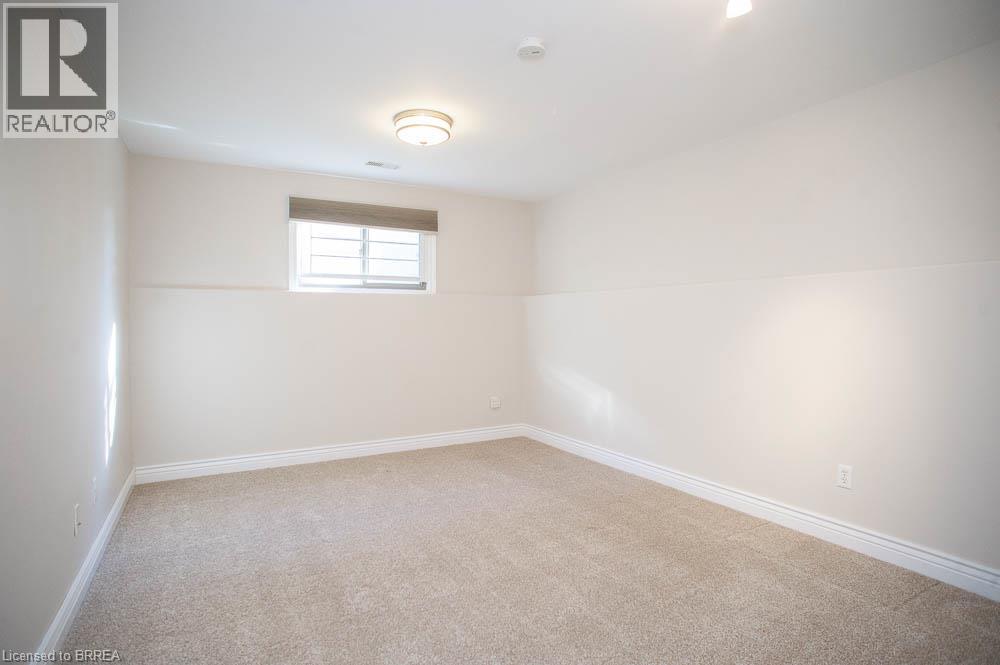 16 Bradbury Crescent, Paris, Ontario  N3L 4E1 - Photo 24 - 40869852
