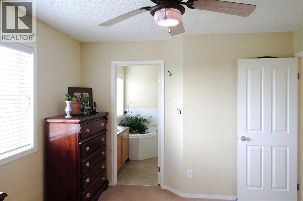 13 Tuscany Ridge Mews NW, Calgary, Alberta  T3L 3B7 - Photo 24 - A2351631