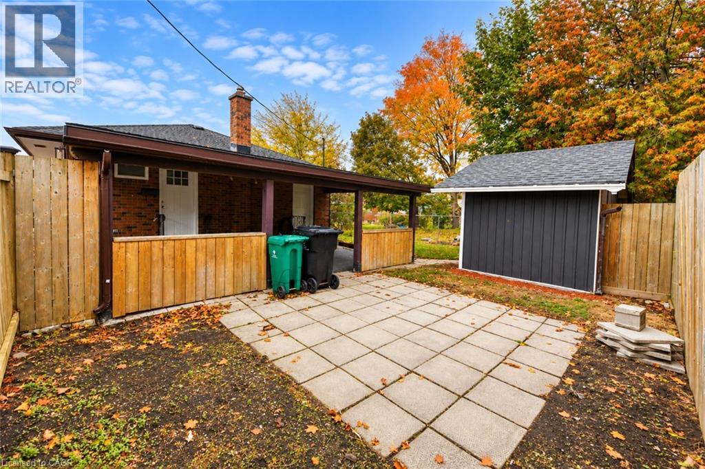 242 Chestnut Street S, Cambridge, Ontario  N3H 2J7 - Photo 3 - 40868573
