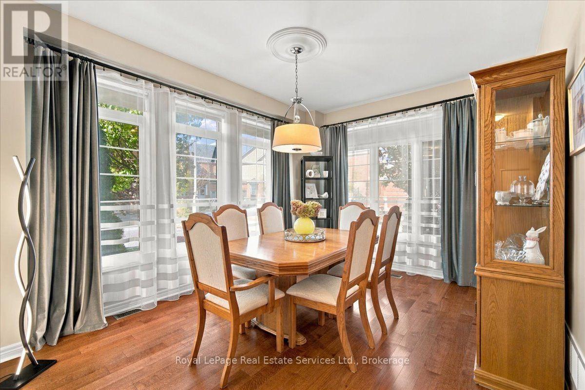5569 Waterwind Crescent, Mississauga, Ontario  L5M 0G3 - Photo 6 - W14080650