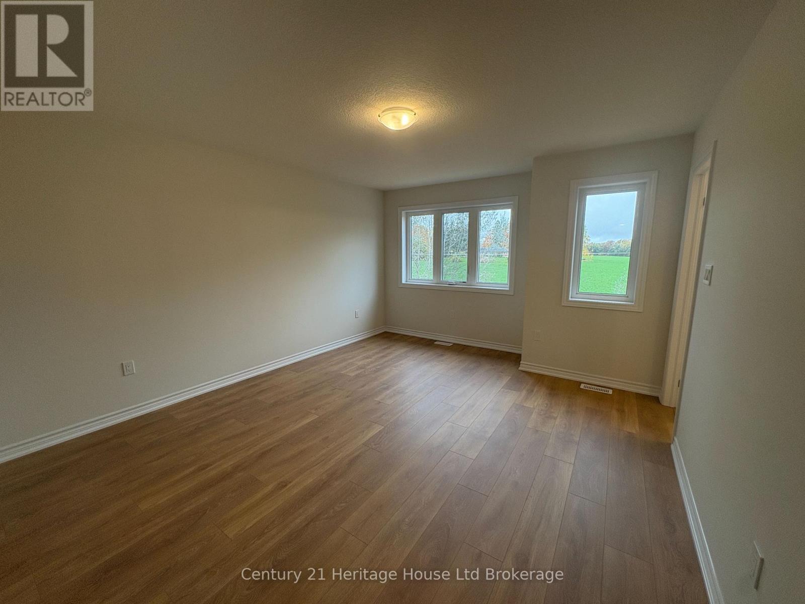 1058 Periwinkle Crescent, Woodstock, Ontario  N4S 7W2 - Photo 16 - X14080666