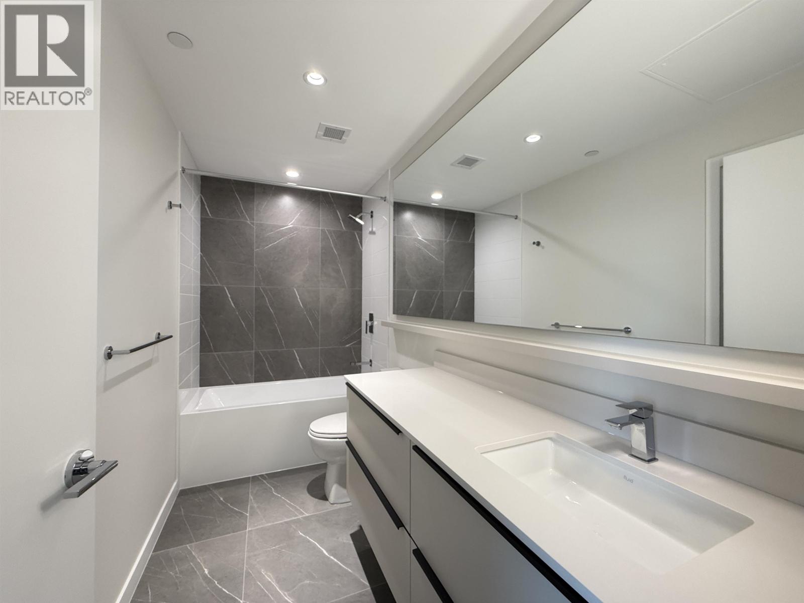 1805 612 Elmwood Street, Coquitlam, British Columbia  V3J 0W1 - Photo 12 - R3175610