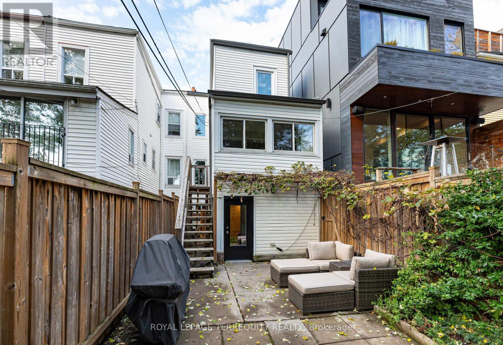 45 Dingwall Avenue, Toronto, Ontario  M4J 1C4 - Photo 31 - E14032852