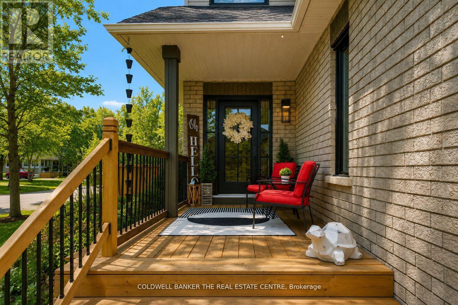 684 Lakelands Avenue, Innisfil, Ontario  L9S 4E6 - Photo 3 - N13822150