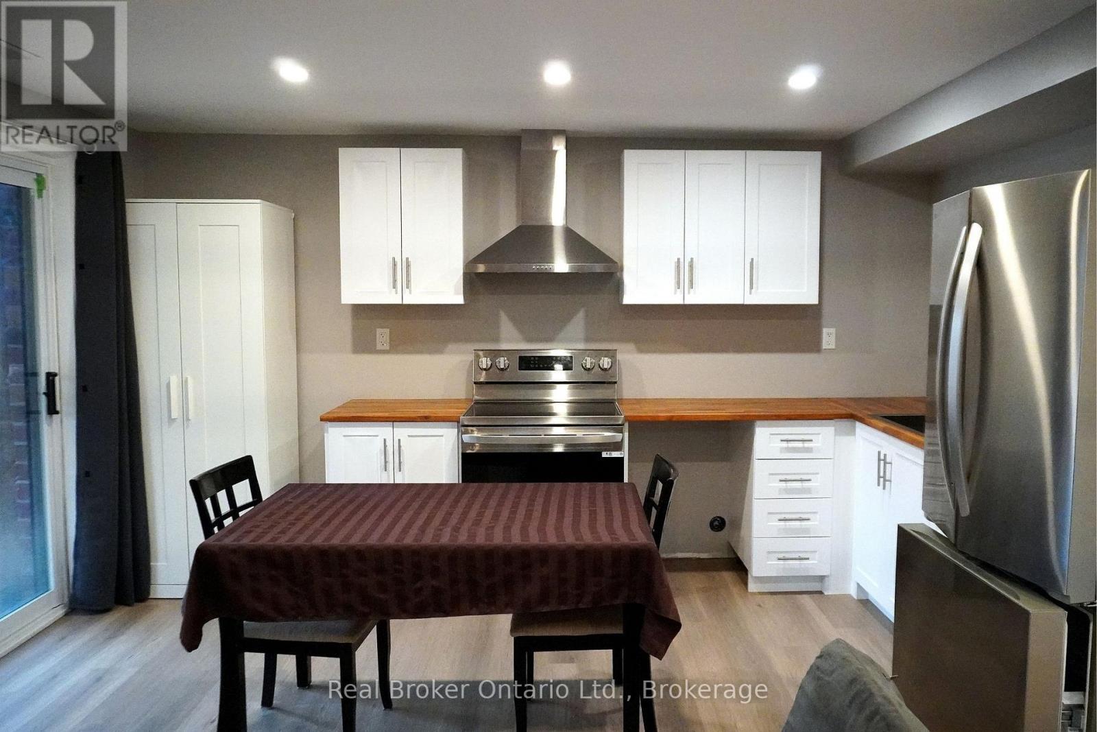 Lower Unit - 1009 Wright Drive, Midland, Ontario  L4R 0E4 - Photo 2 - S14080750