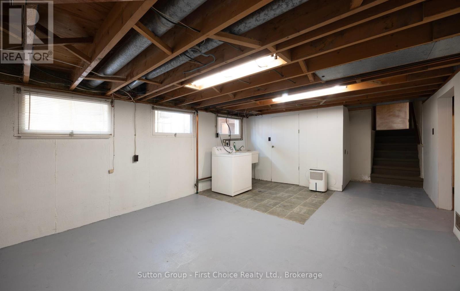 12 Mcculloch Street, Stratford, Ontario  N5A 2V7 - Photo 34 - X14032602