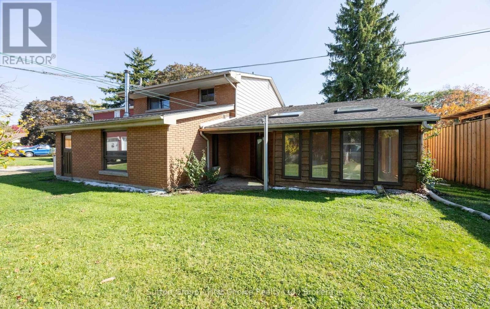 12 Mcculloch Street, Stratford, Ontario  N5A 2V7 - Photo 36 - X14032602