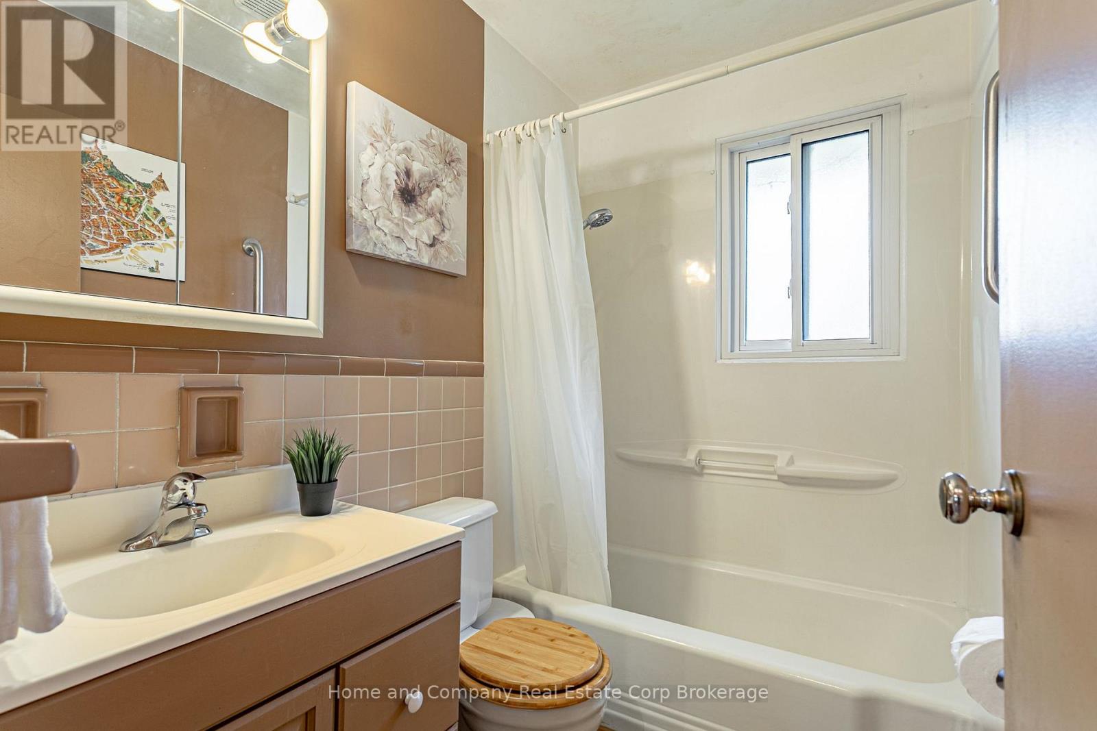 28 Hesson Street, Stratford, Ontario  N5A 6G1 - Photo 11 - X14080722