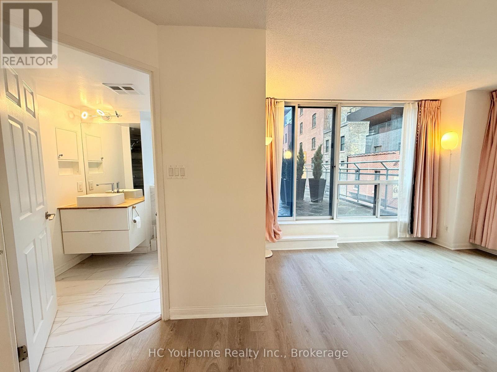 212 - 24 Wellesley Street W, Toronto, Ontario  M4Y 2X6 - Photo 21 - C14080676