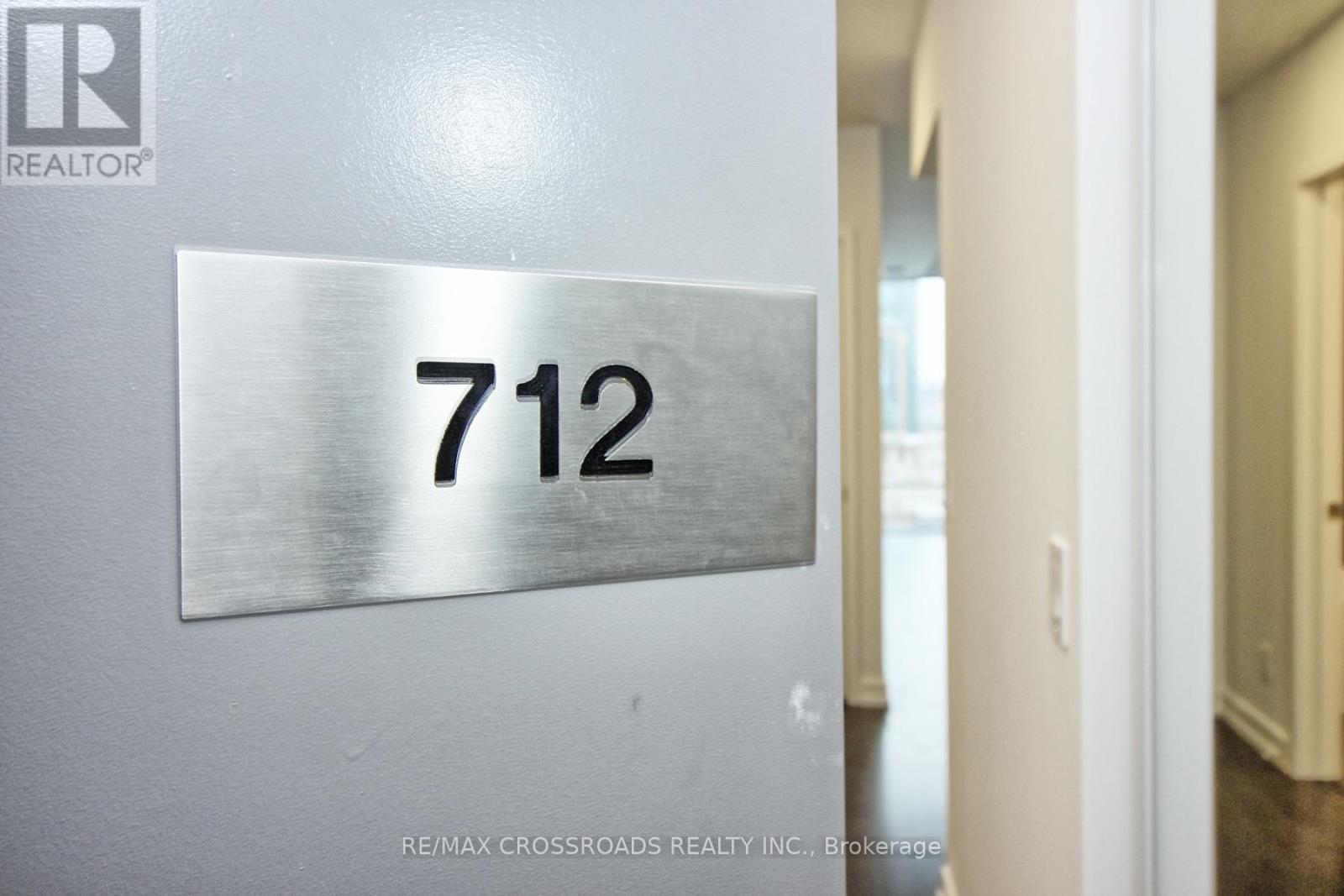 712 - 19 Western Battery Road, Toronto, Ontario  M6K 0E3 - Photo 2 - C14080846