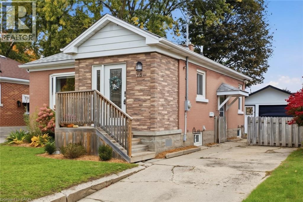 18 Birch Avenue, Kitchener, Ontario  N2H 4W5 - Photo 3 - 40868119