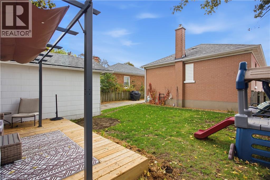 18 Birch Avenue, Kitchener, Ontario  N2H 4W5 - Photo 35 - 40868119