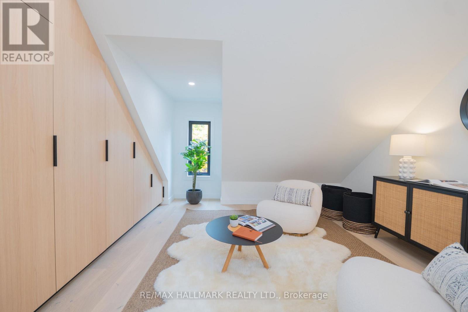 71 Langley Avenue, Toronto, Ontario  M4K 1B4 - Photo 40 - E14080844