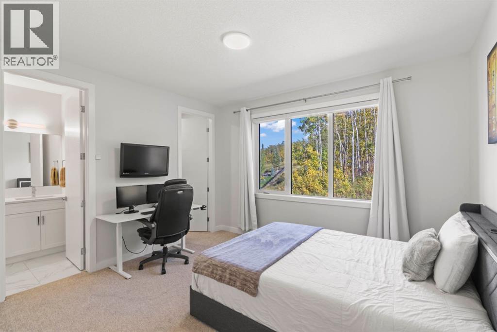 40 Crestridge Heights SW, Calgary, Alberta  T3B 6K6 - Photo 37 - A2349612