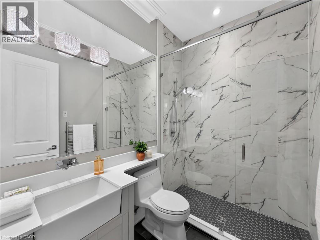 389 Belvenia Road, Burlington, Ontario  L7L 2G7 - Photo 4 - 40868980