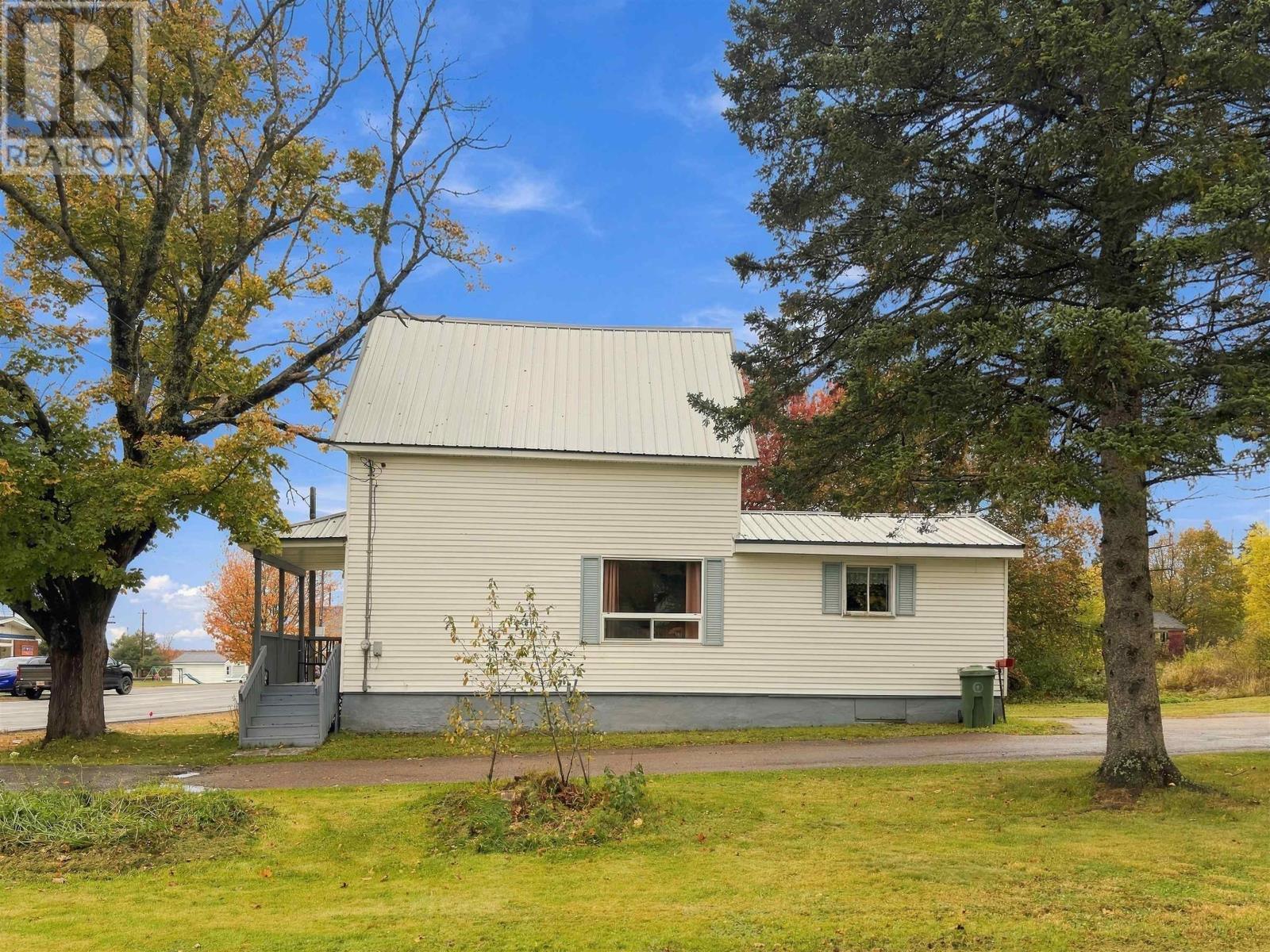 3106 Highway 302, Maccan, Nova Scotia  B0L 1B0 - Photo 4 - 202625911