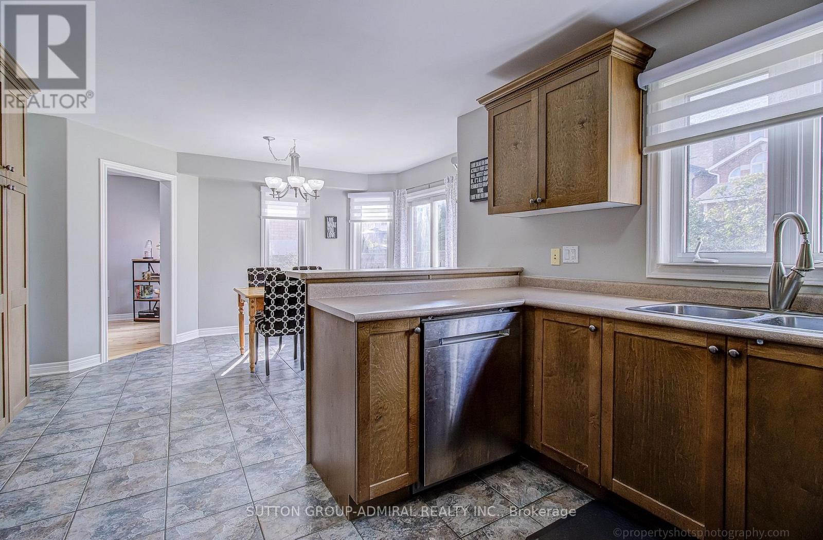 40 Metcalfe Drive, Bradford West Gwillimbury (Bradford), Ontario  L3Z 3C7 - Photo 11 - N14080670