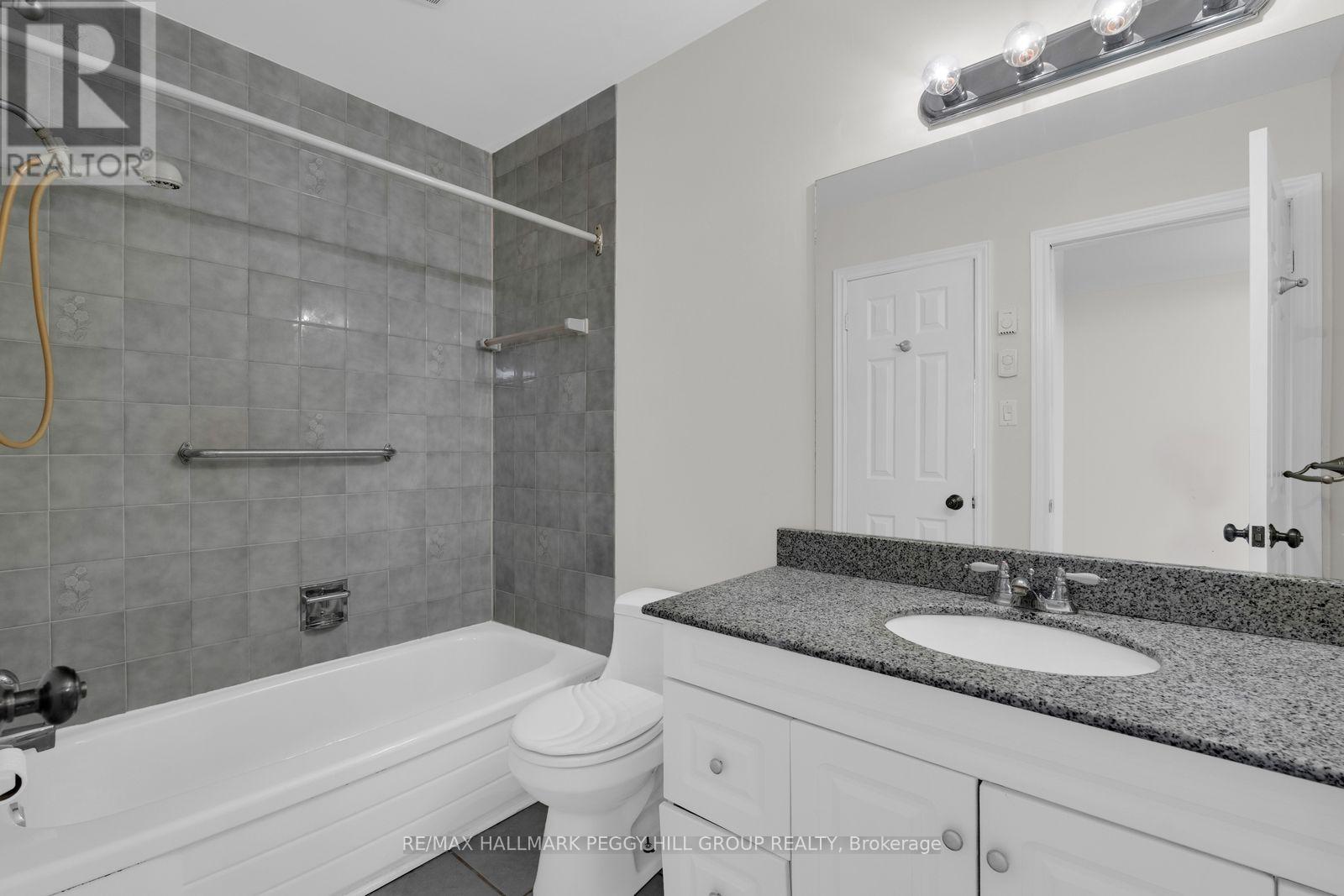 203 Little Avenue, Barrie (Allandale Heights), Ontario  L4N 6L1 - Photo 9 - S14080744