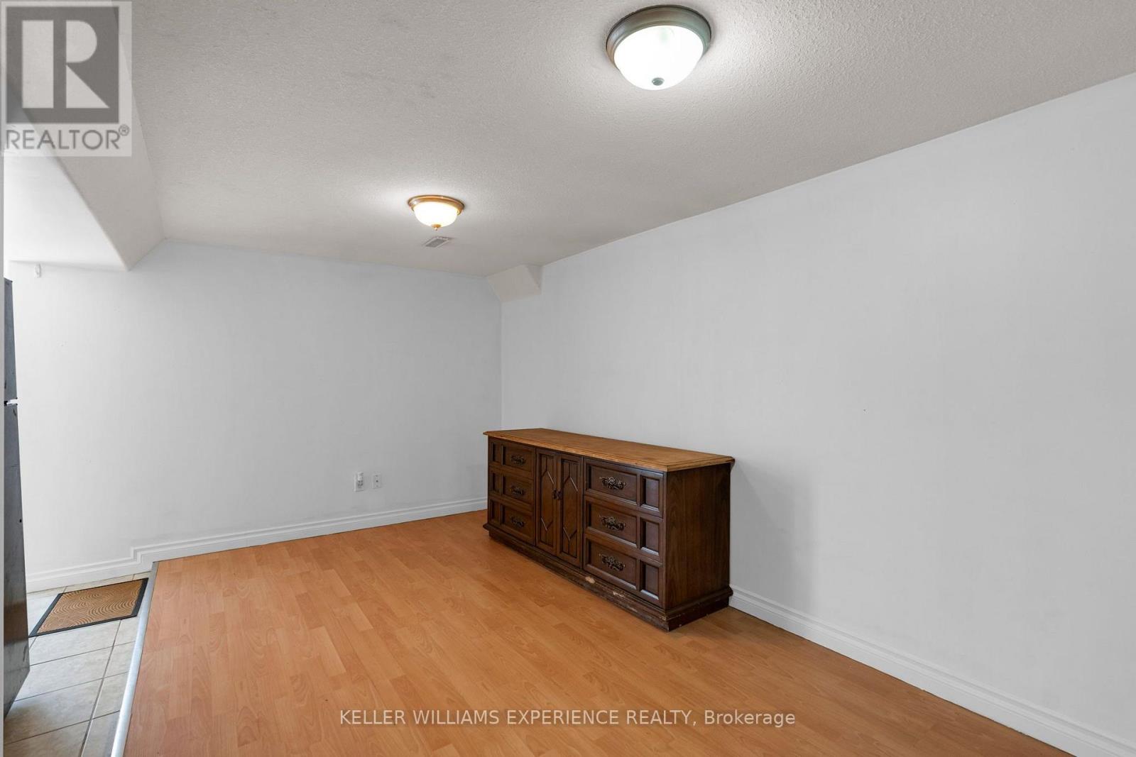 Lower - 49 Daphne Crescent, Barrie, Ontario  L4M 2Y7 - Photo 6 - S14080850