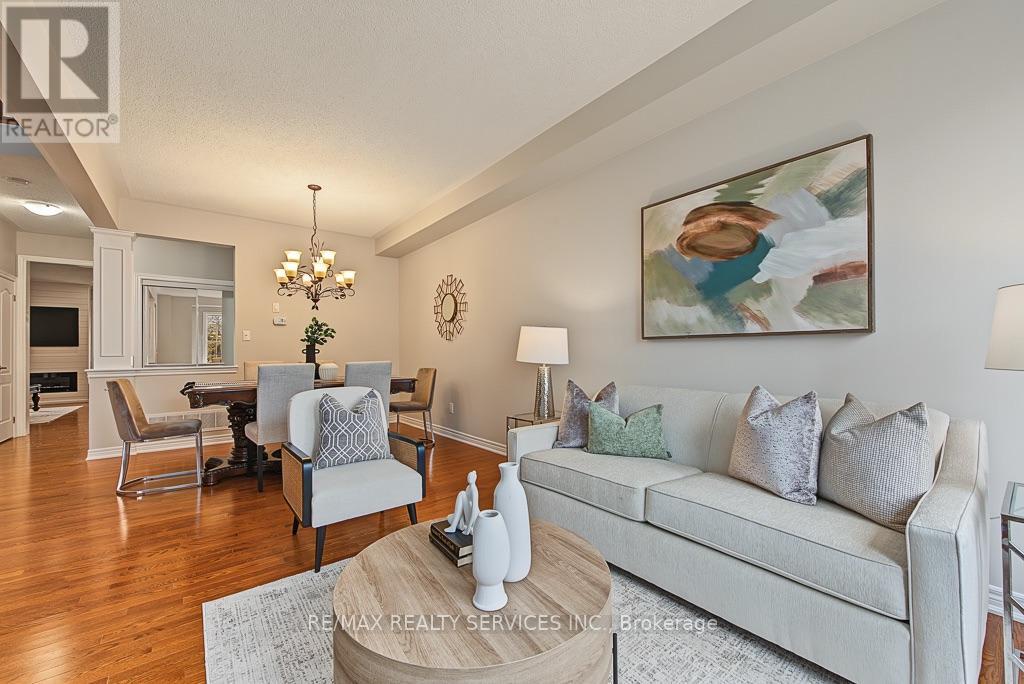 30 Naperton Drive, Brampton, Ontario  L6R 0Z5 - Photo 10 - W14080754