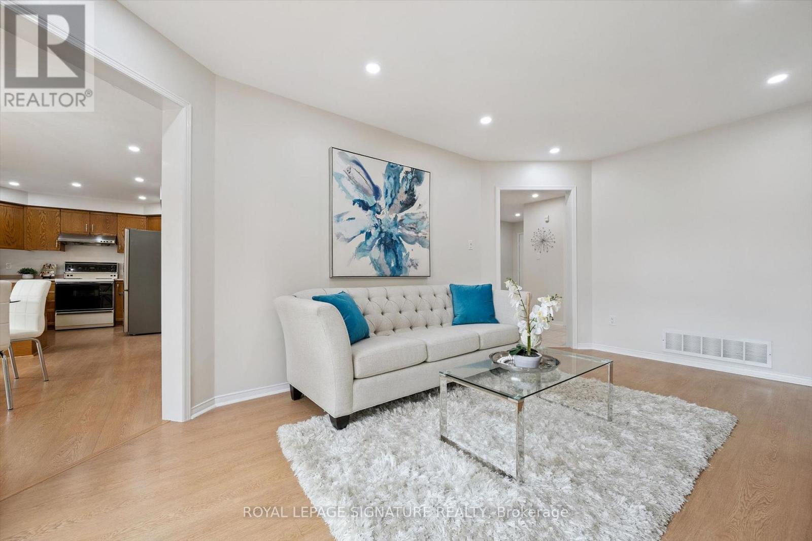 4912 Roseglen Court, Mississauga, Ontario  L5V 1K8 - Photo 10 - W14080782