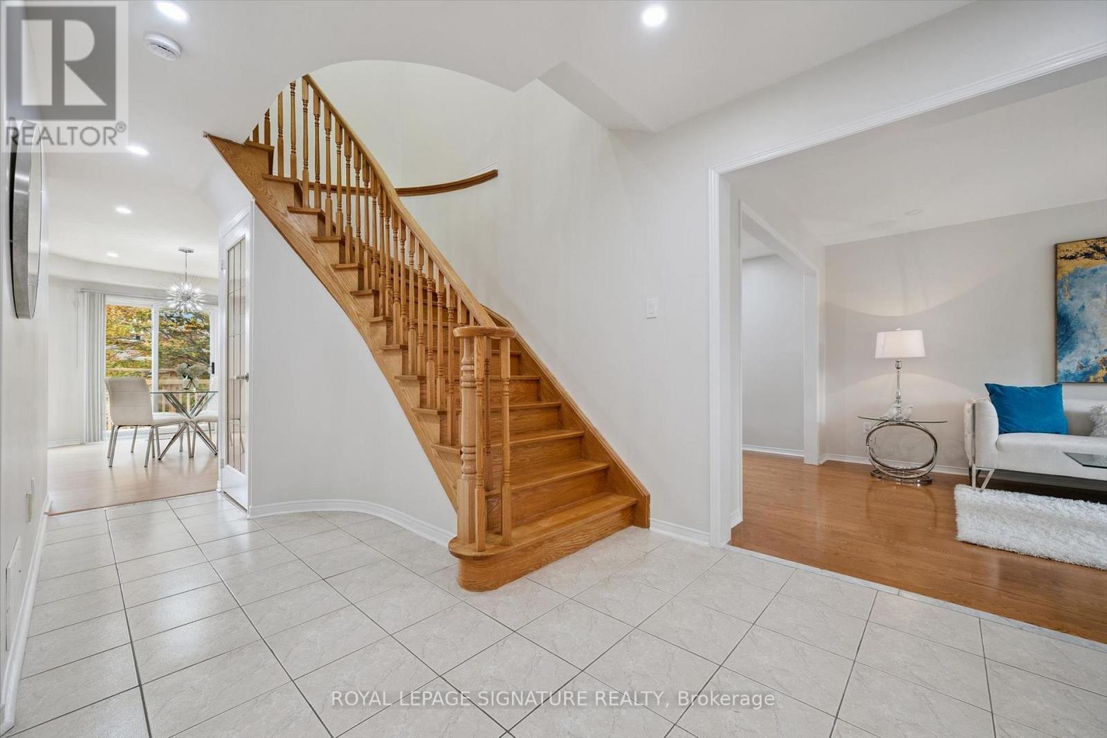 4912 Roseglen Court, Mississauga, Ontario  L5V 1K8 - Photo 17 - W14080782