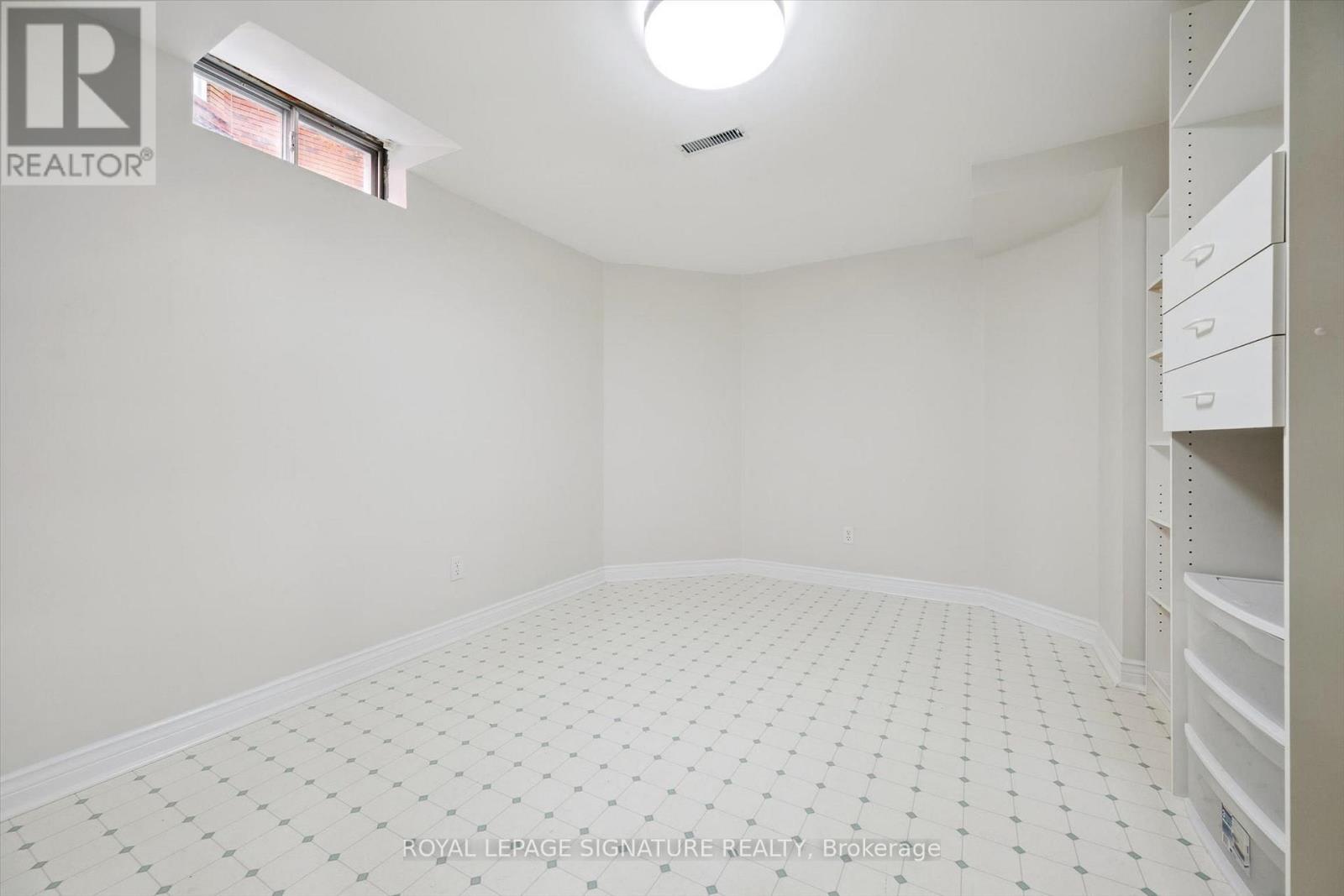 4912 Roseglen Court, Mississauga, Ontario  L5V 1K8 - Photo 40 - W14080782
