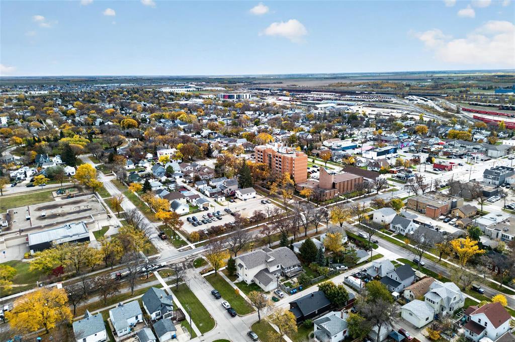 120 Yale Avenue E, Winnipeg, Manitoba  R2C 0H8 - Photo 37 - 202625721