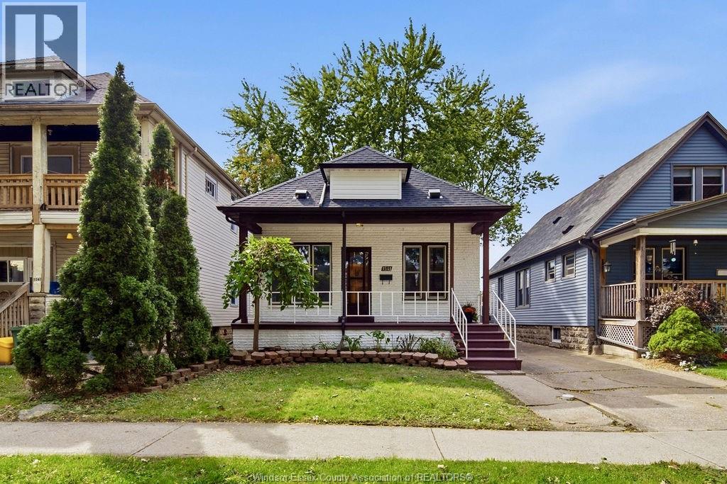1541 LINCOLN ROAD, Windsor, Ontario