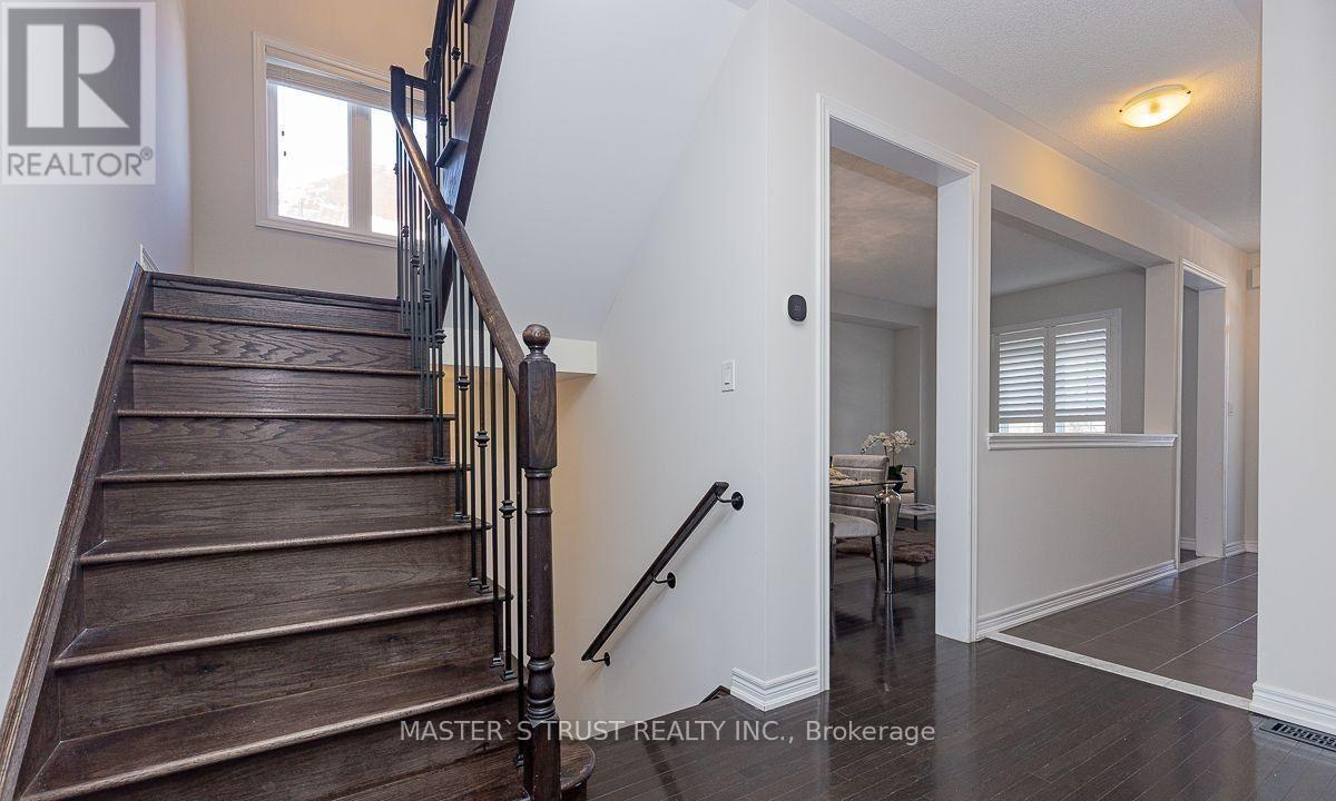 47 Pelister Drive, Markham, Ontario  L6E 0M7 - Photo 8 - N14031962