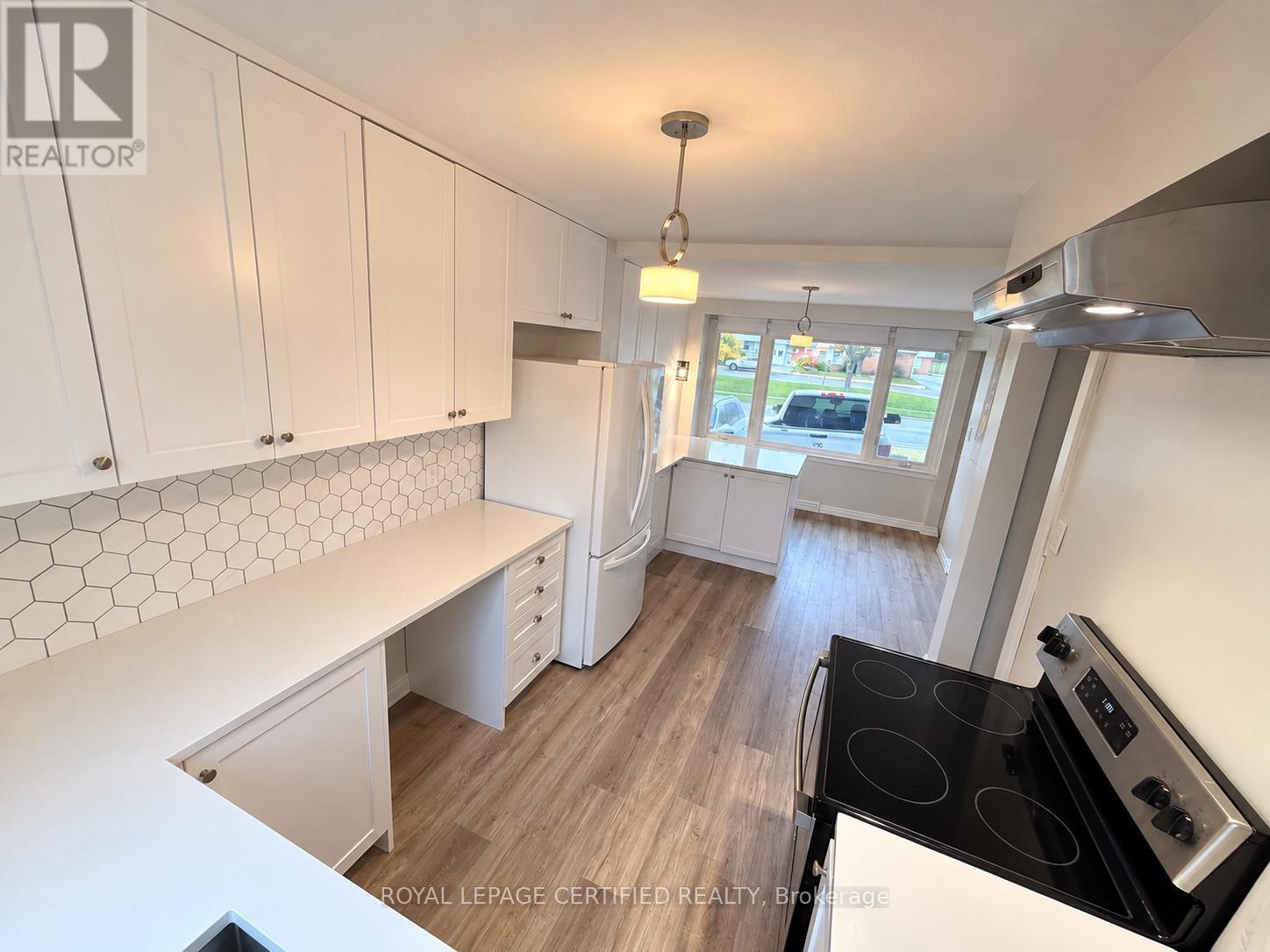 247 Grove Street E, Barrie (Wellington), Ontario  L4M 2R1 - Photo 7 - S14080672