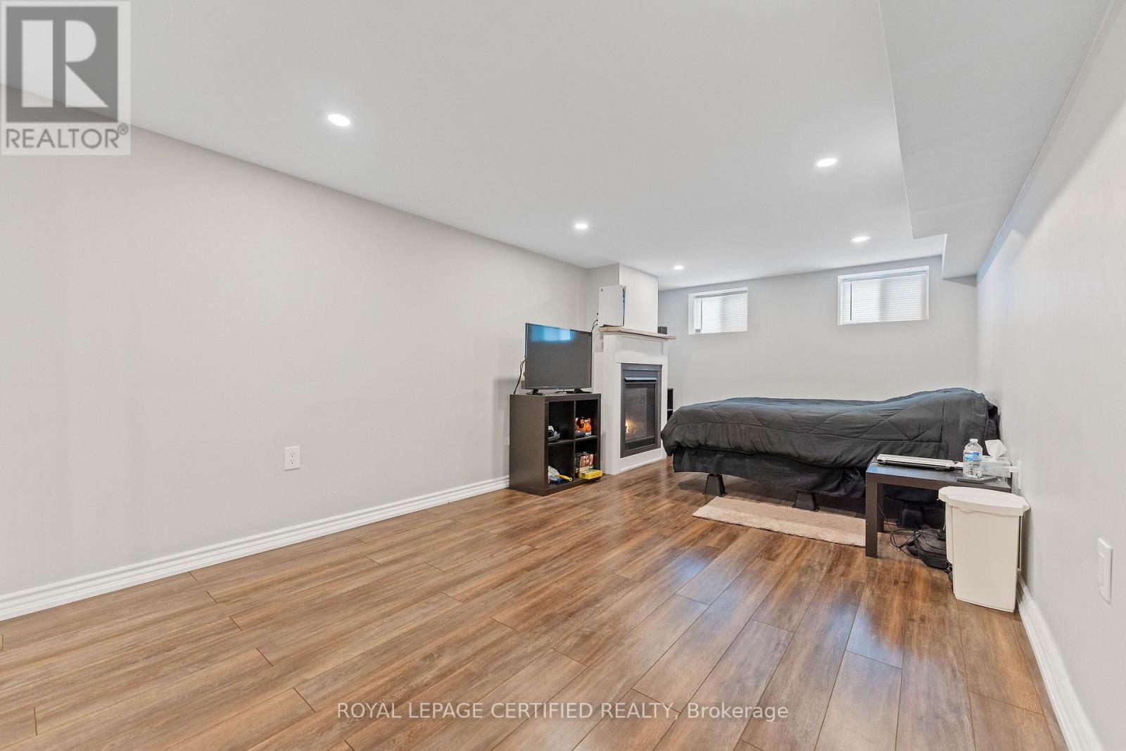 247 Grove Street E, Barrie (Wellington), Ontario  L4M 2R1 - Photo 29 - S14080672