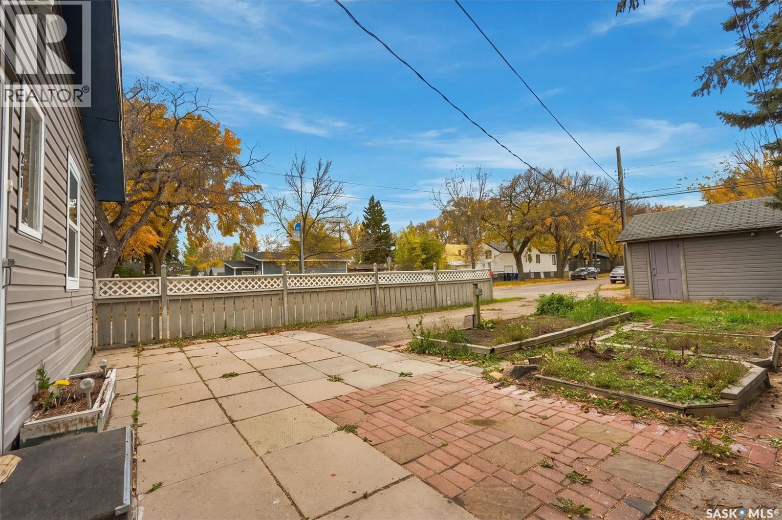 741 H Avenue S, Saskatoon, Saskatchewan  S7M 1X2 - Photo 42 - SK051166