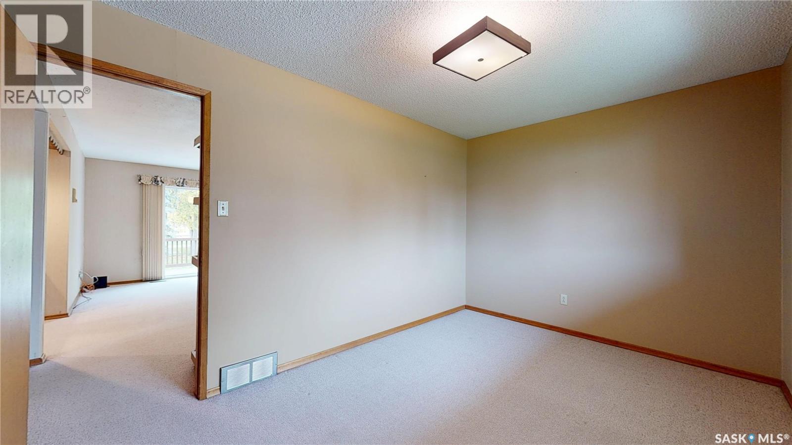30 Nicol Place, Regina, Saskatchewan  S4V 0B9 - Photo 32 - SK051008