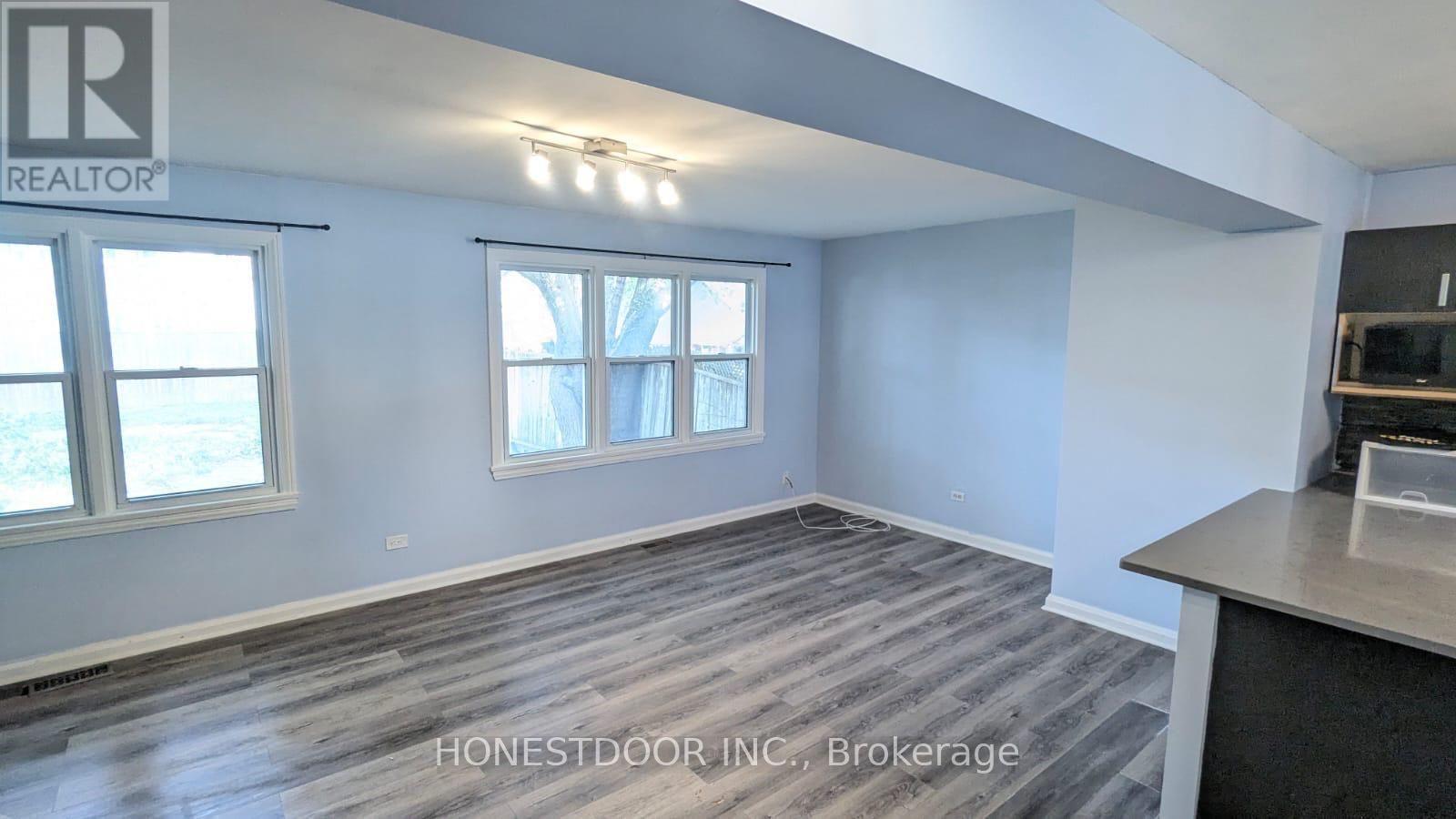 928 Randolph Avenue, Windsor, Ontario  N9B 2V2 - Photo 4 - X14029354