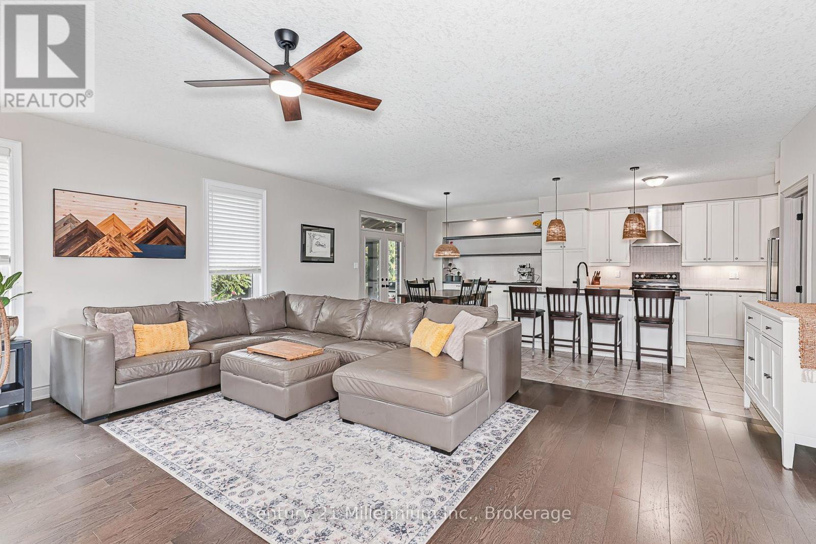 13 Gilpin Crescent, Collingwood, Ontario  L9Y 0Z2 - Photo 9 - S14080974