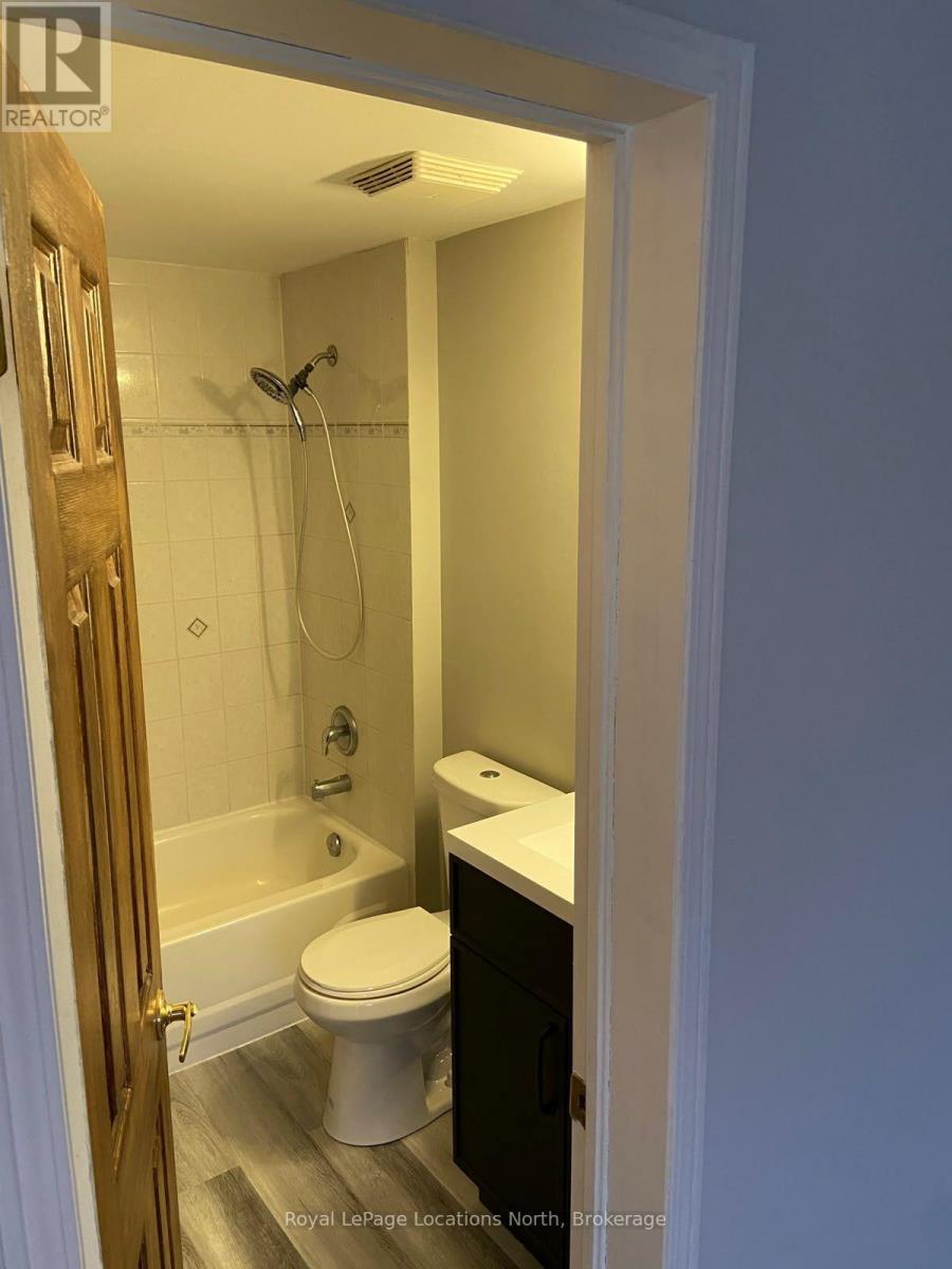117 Cheltenham Road, Barrie (Georgian Drive), Ontario L4M 6S6 - Photo 6 - S14081168