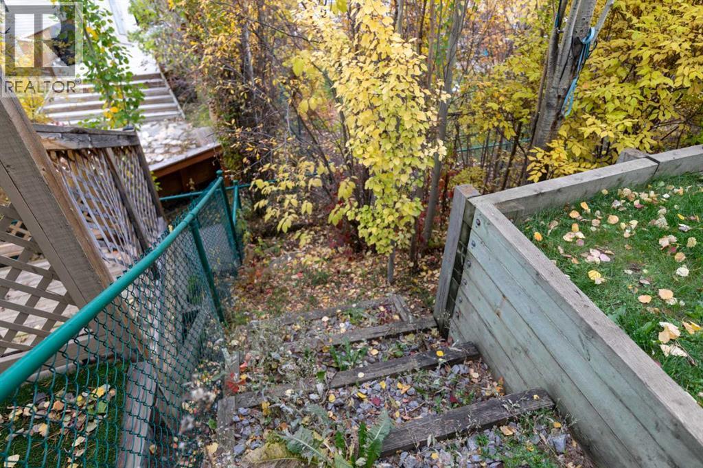151 Bow Ridge Crescent, Cochrane, Alberta  T4C 1V2 - Photo 36 - A2351846